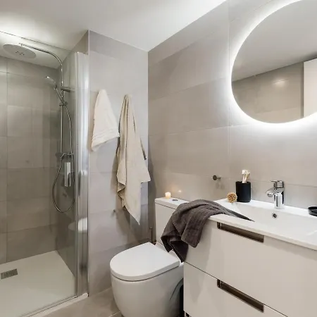 Eboli - 3 Bedrooms, Balcony And Terrace In Ciutat Vella Appartement Barcelone