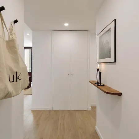 Apartment Eboli - 3 Bedrooms, Balcony And Terrace In Ciutat Vella